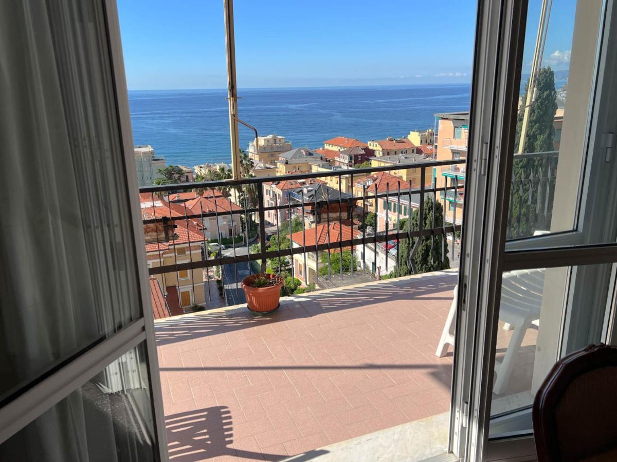 Grande Appartamento Vista Mare Варацце Экстерьер фото