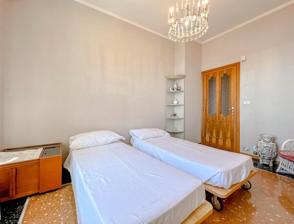 Grande Appartamento Vista Mare Варацце Экстерьер фото