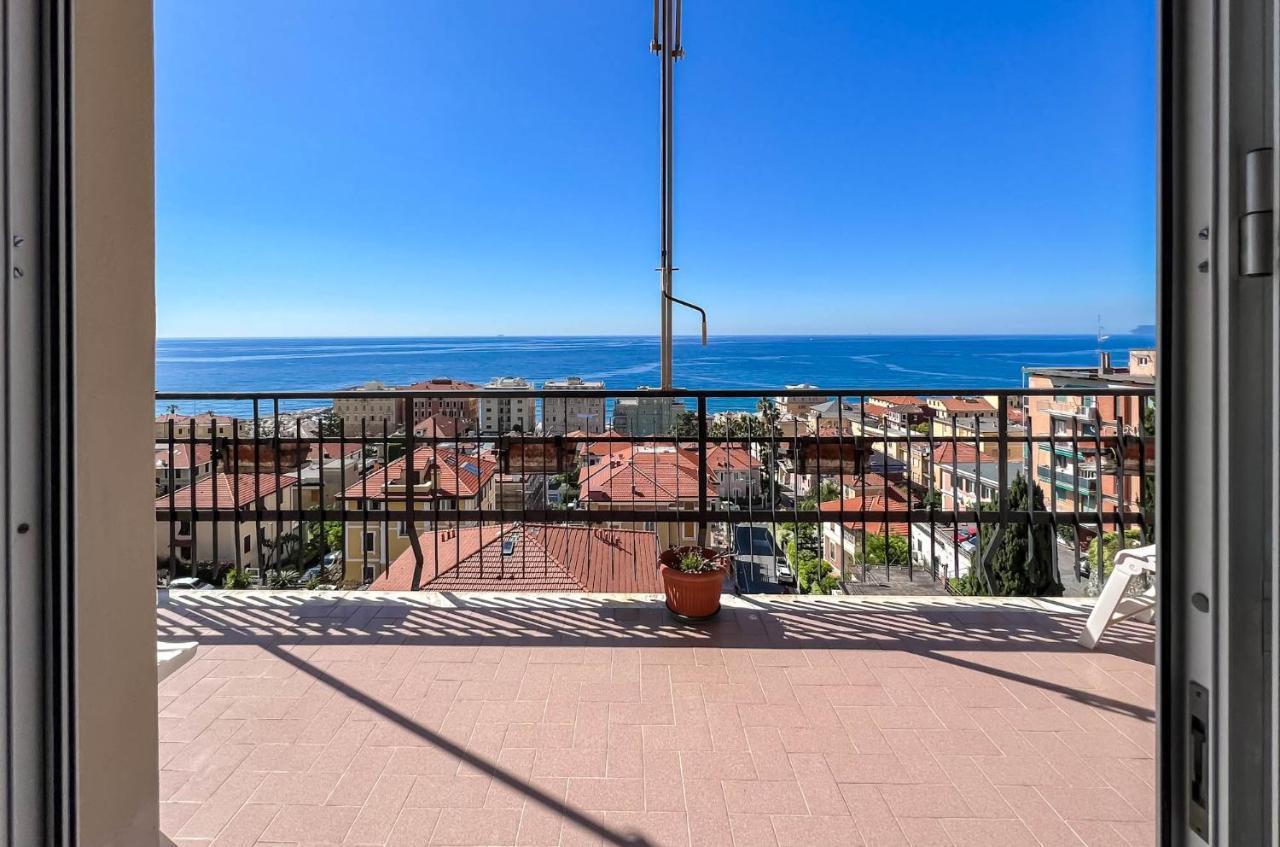 Grande Appartamento Vista Mare Варацце Экстерьер фото