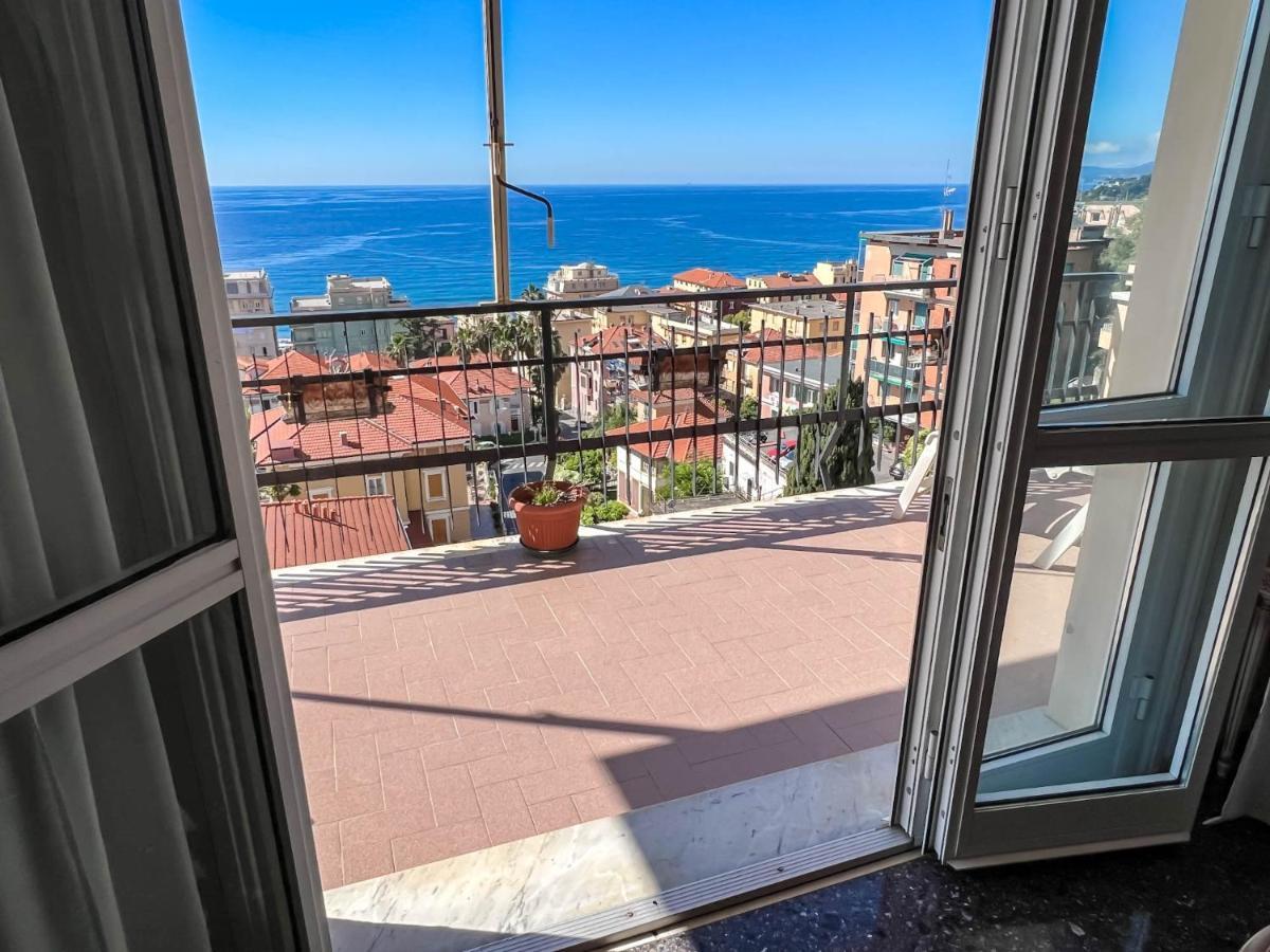 Grande Appartamento Vista Mare Варацце Экстерьер фото